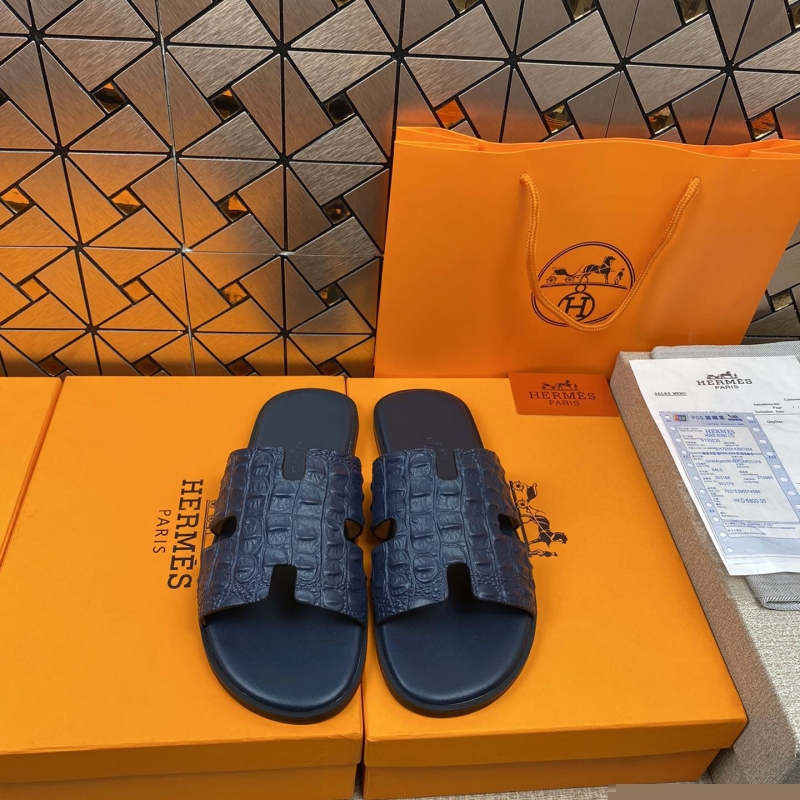 H**mes slippers